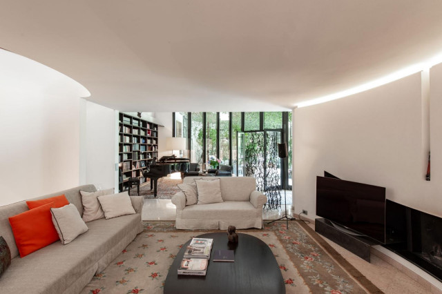 Loft in Milan eclectic-living-room