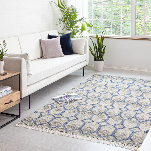 Marquesas Ivory and Blue Trellis Flatweave Area Rug, 8' x 10