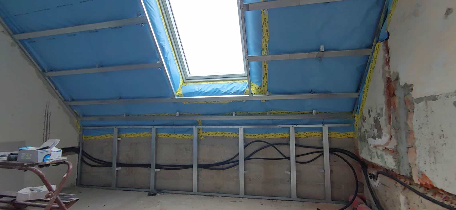 Innenausbau Drempel für Installation