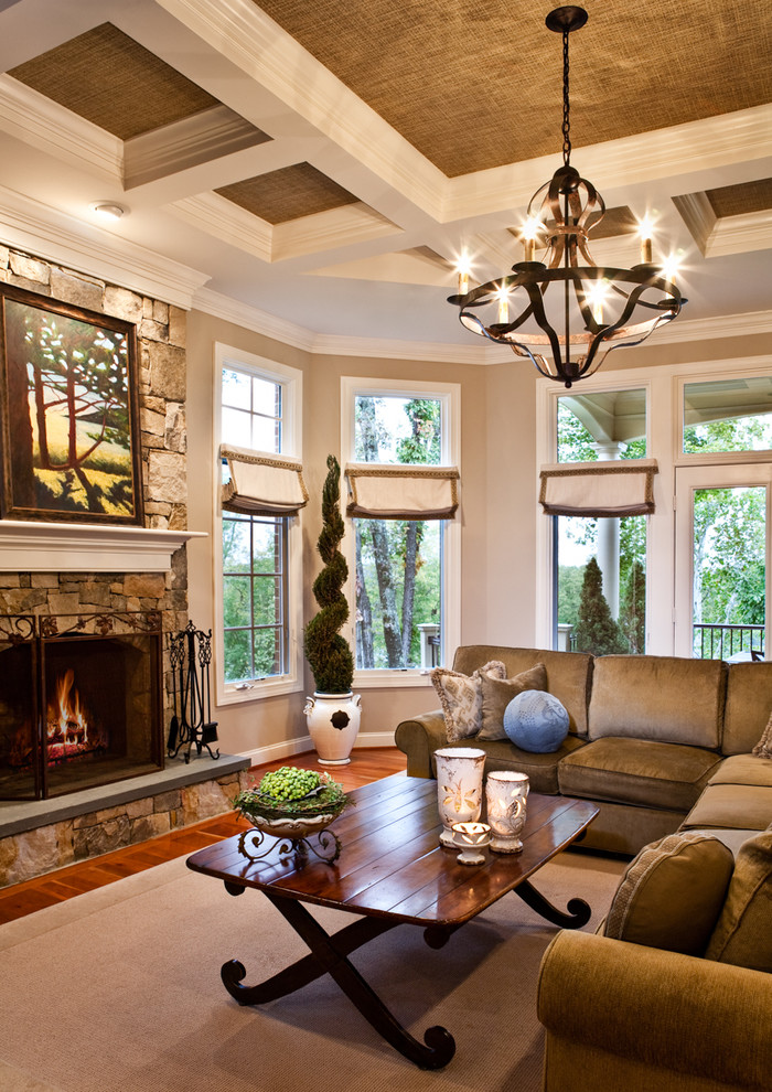 This is an example of a traditional family room in DC Metro.