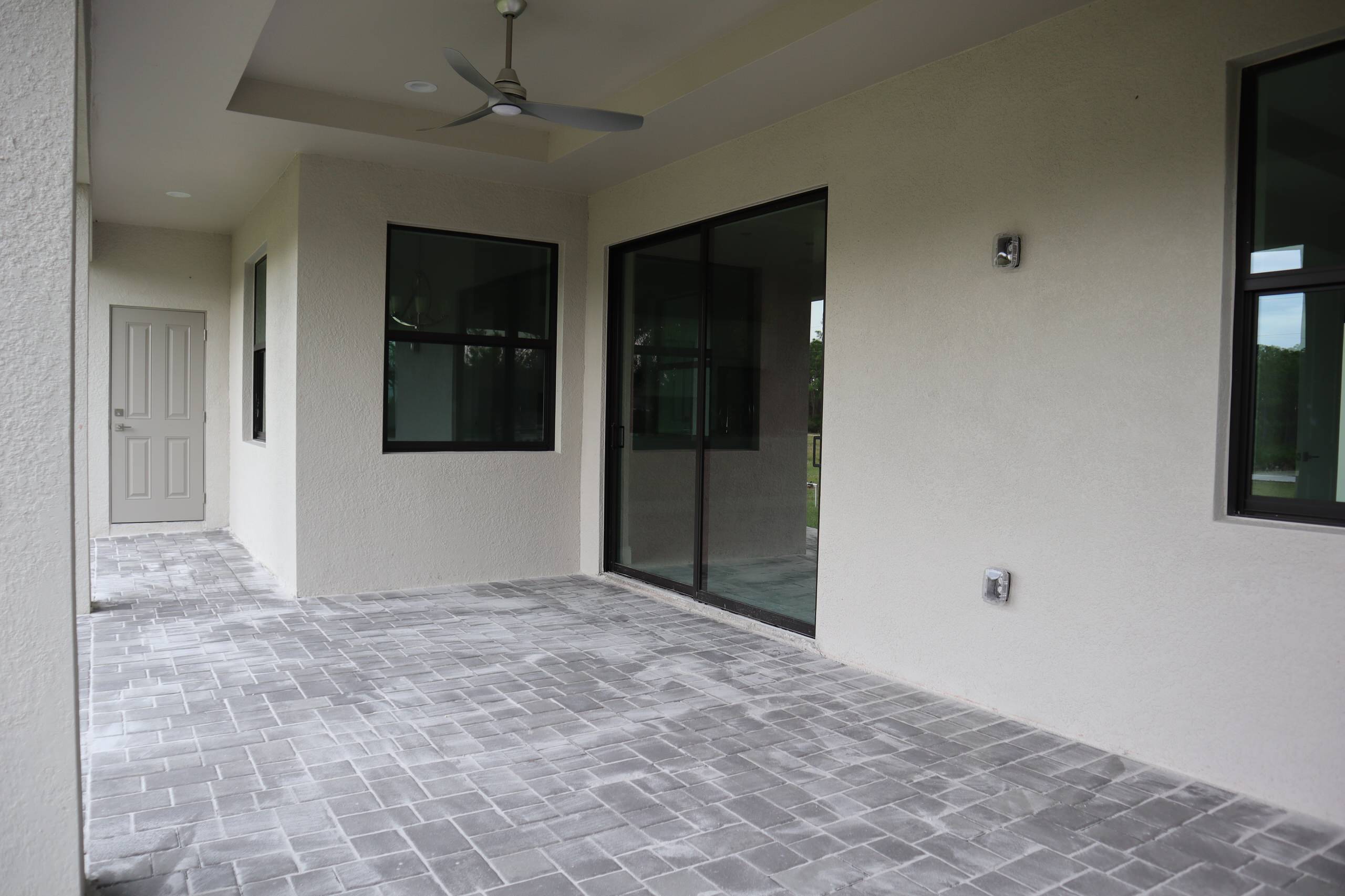 M&A -NEW BUILDoutlets
