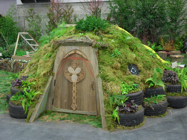 Hobbit House Eclectic Garden Portland By Plan It