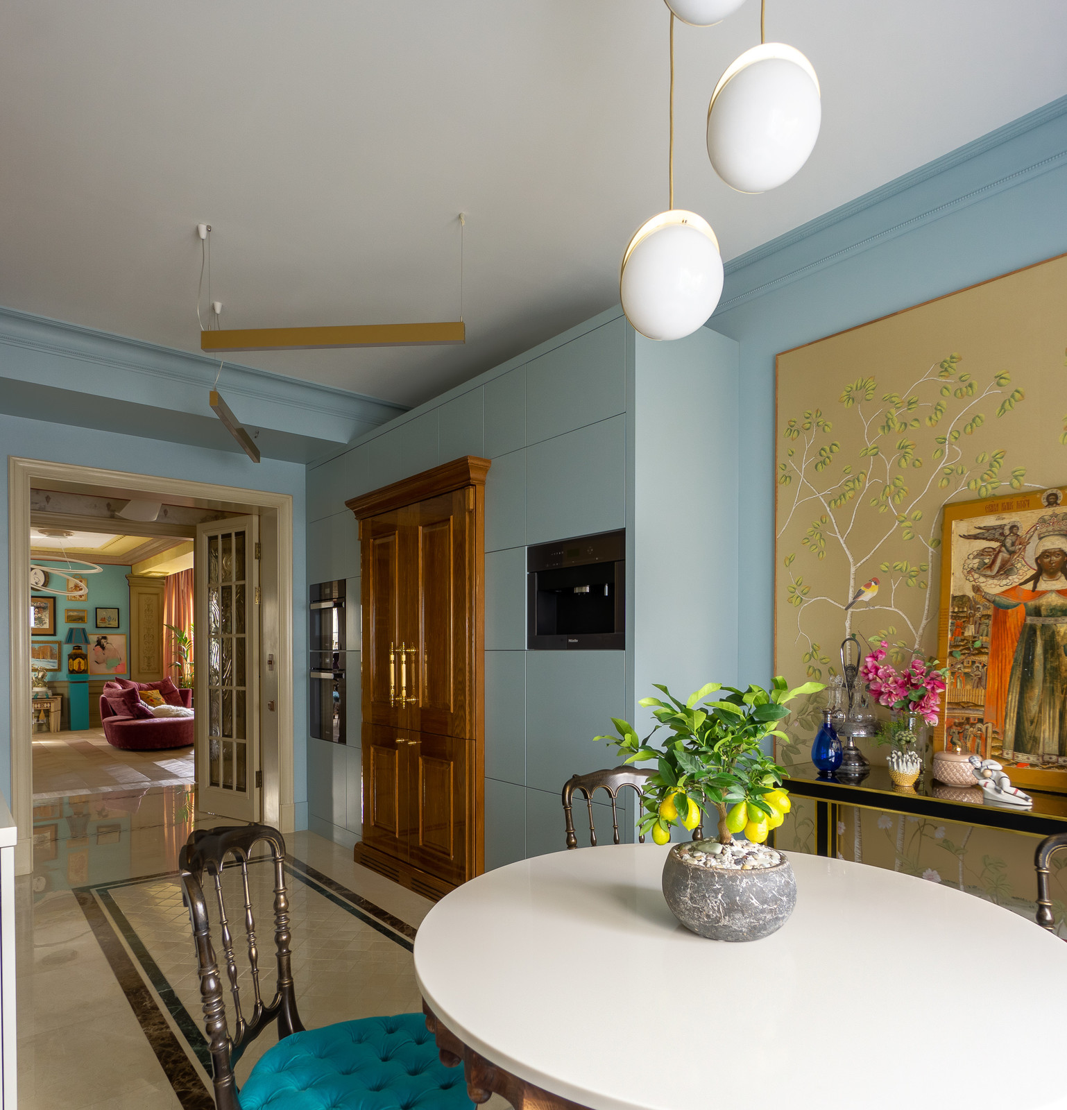 Кухня в проекте реконструкции квартиры в ЖК "Остров Фантазий"