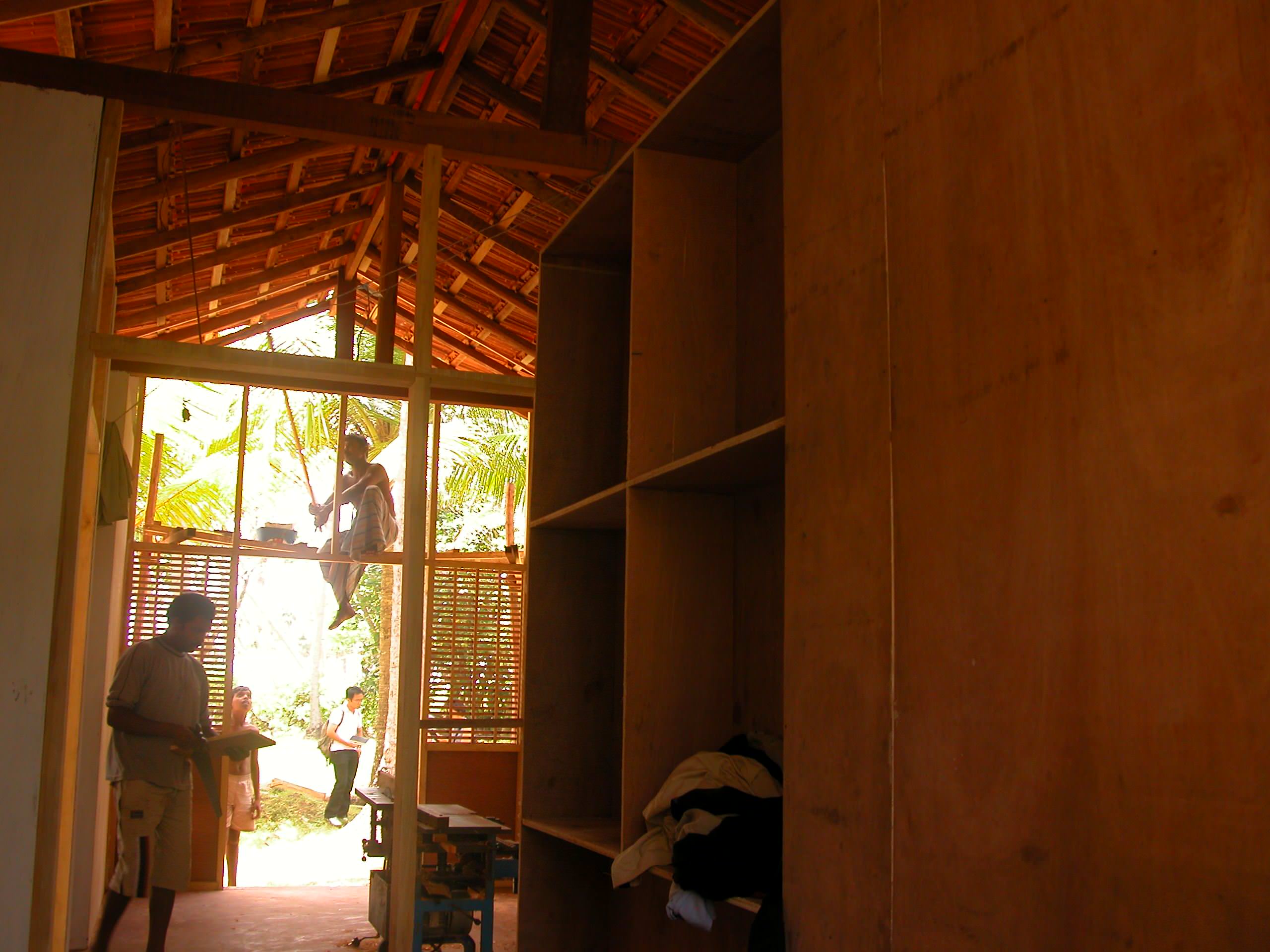 1000 Tsunami Safe(r) Houses - Island style living room photo in Other