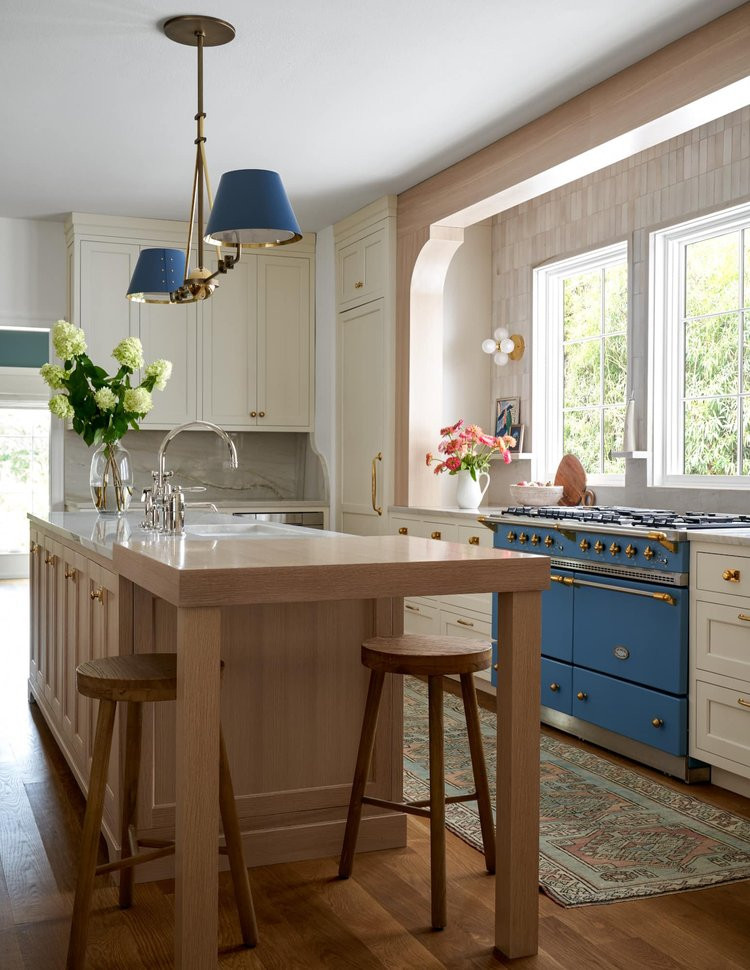 Beach style kitchen photo in Dallas