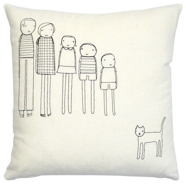 K Studio - 5 Person Family Plus Cat Pillow