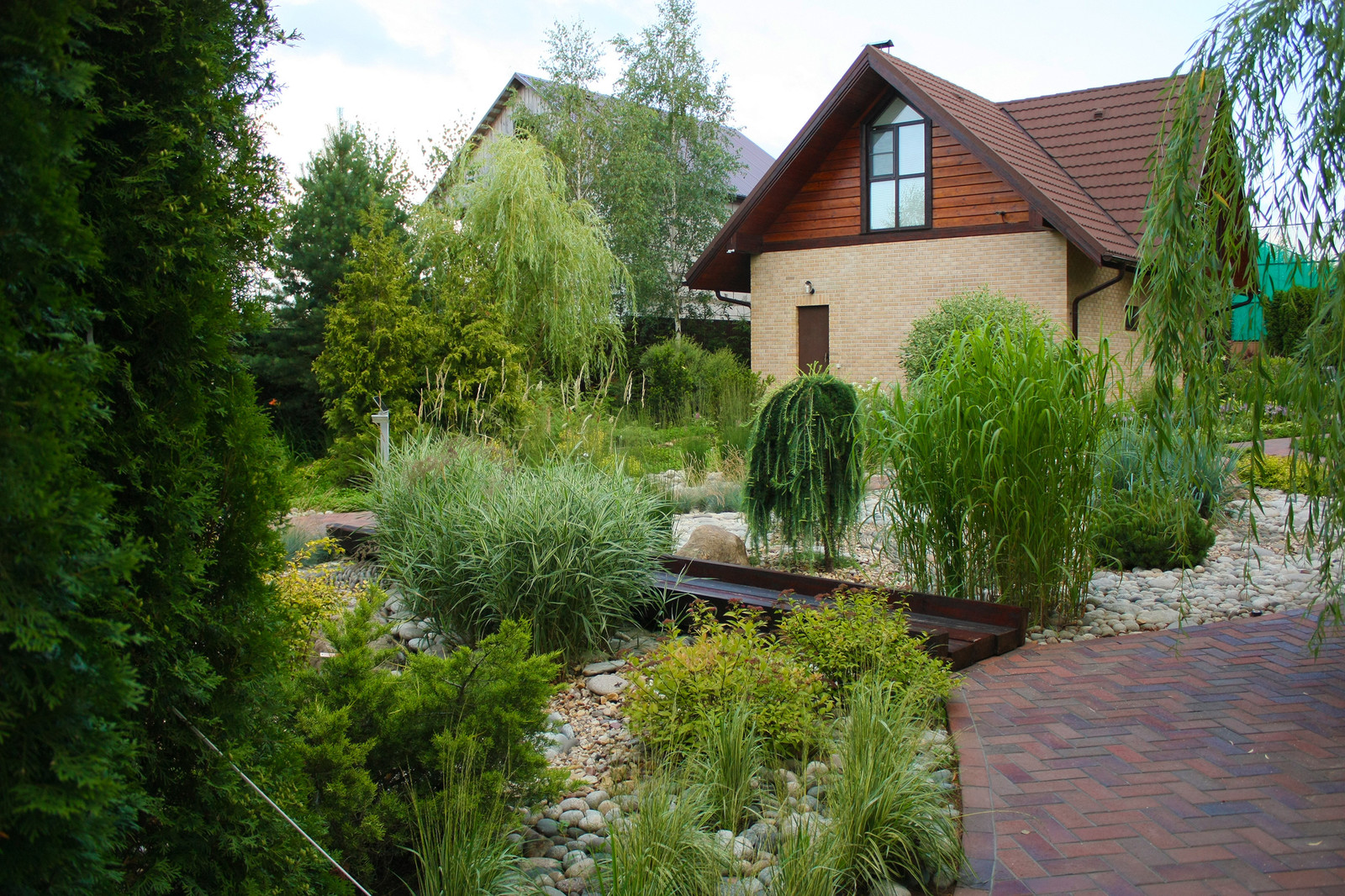 Сухой ручей - сад  Лапино