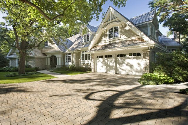 Exterior traditional-exterior