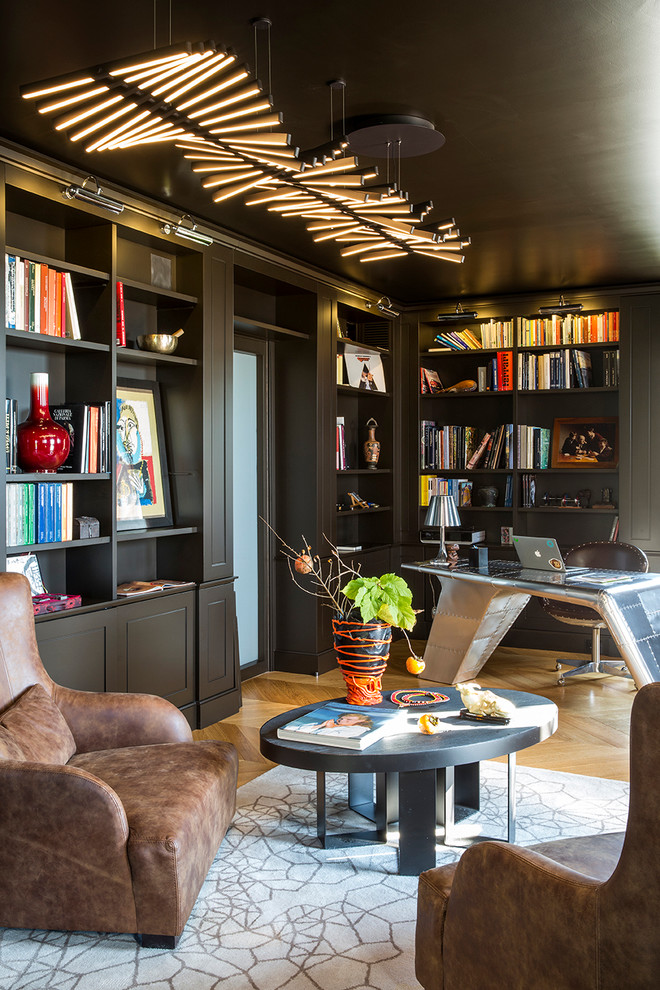 This is an example of an eclectic family room in Milan.