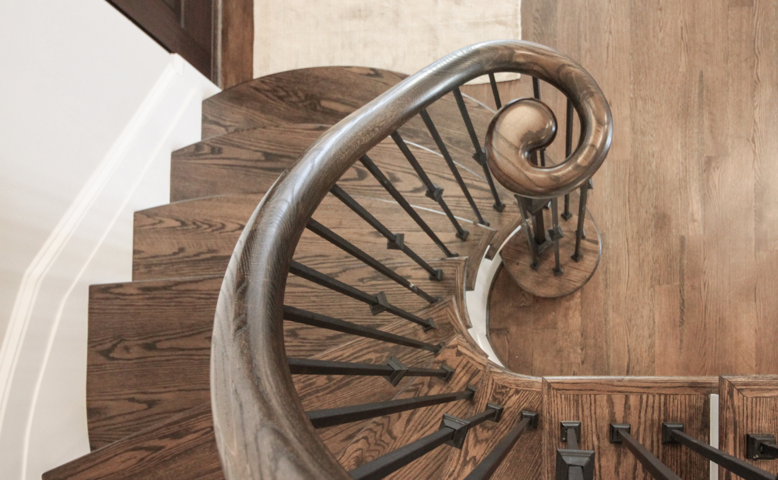 86_ Gorgeous Floating Curved Staircase, McLean VA 22066