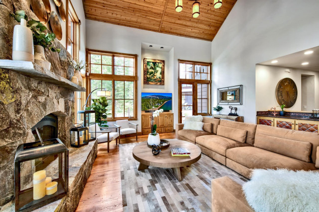 Tahoe Residence rustik-vardagsrum