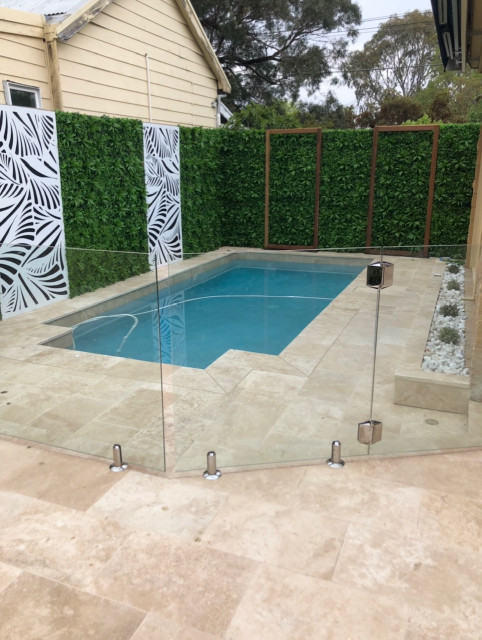 Gallery contemporary-pools-and-hot-tubs