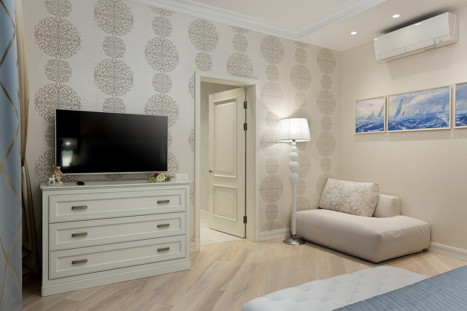 "В отражении неба"