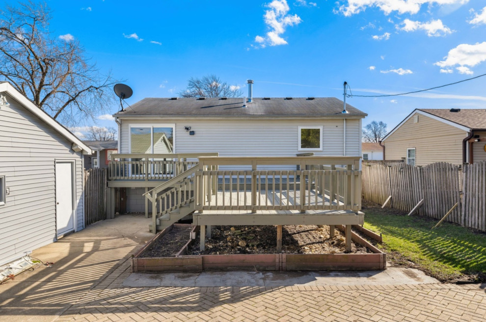 Home Remodeling - PELL AVE