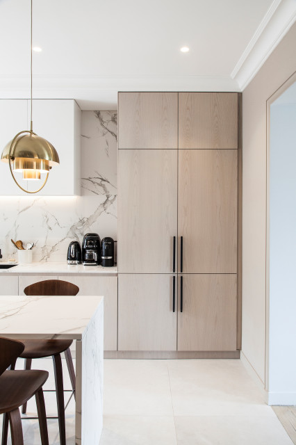 TROCAD&Eacute;RO contemporary-kitchen