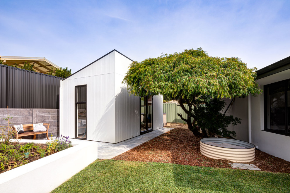 Inspiration for a contemporary home office in Perth.