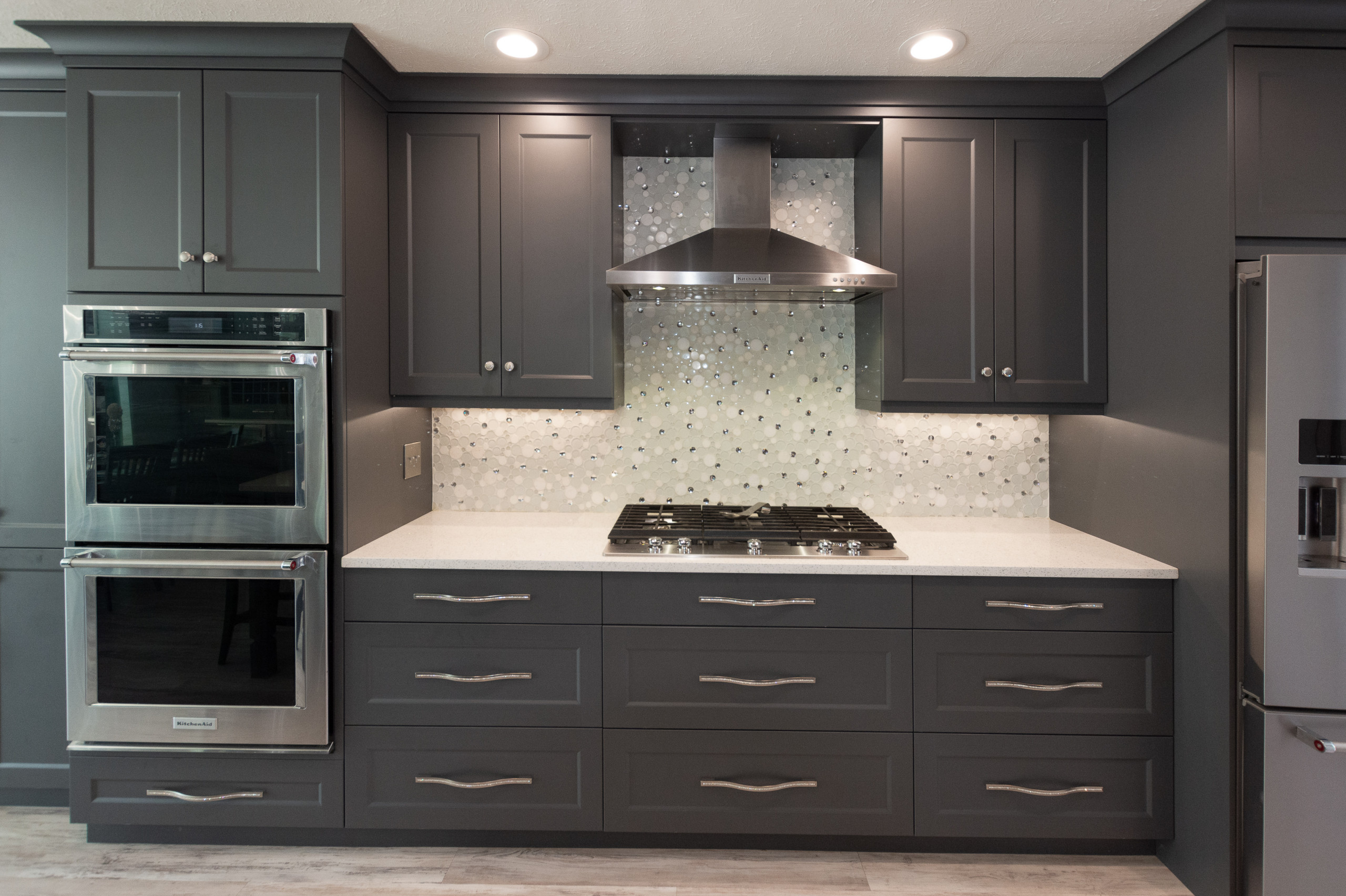 Surfside Beach Dark Kitchen with Bling
