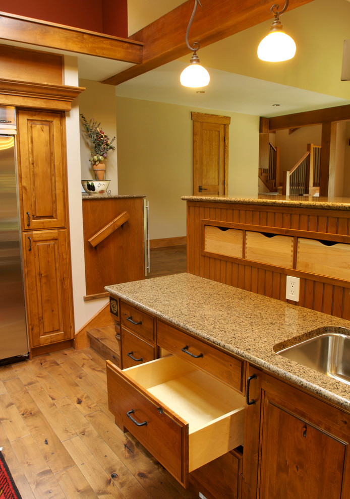 Kitchen - rustic kitchen idea