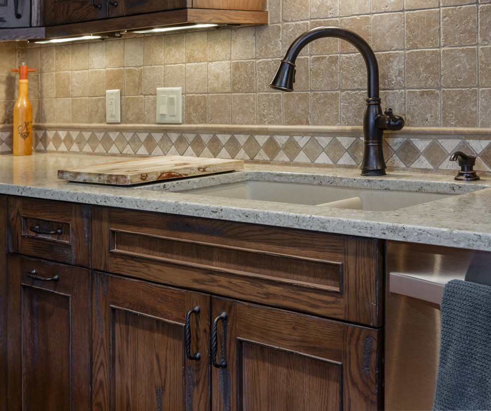 Kitchen - rustic kitchen idea in Denver