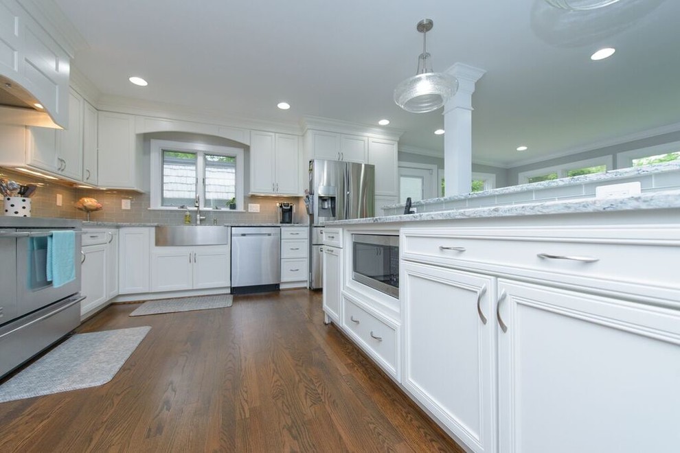 Example of a transitional kitchen design in Baltimore