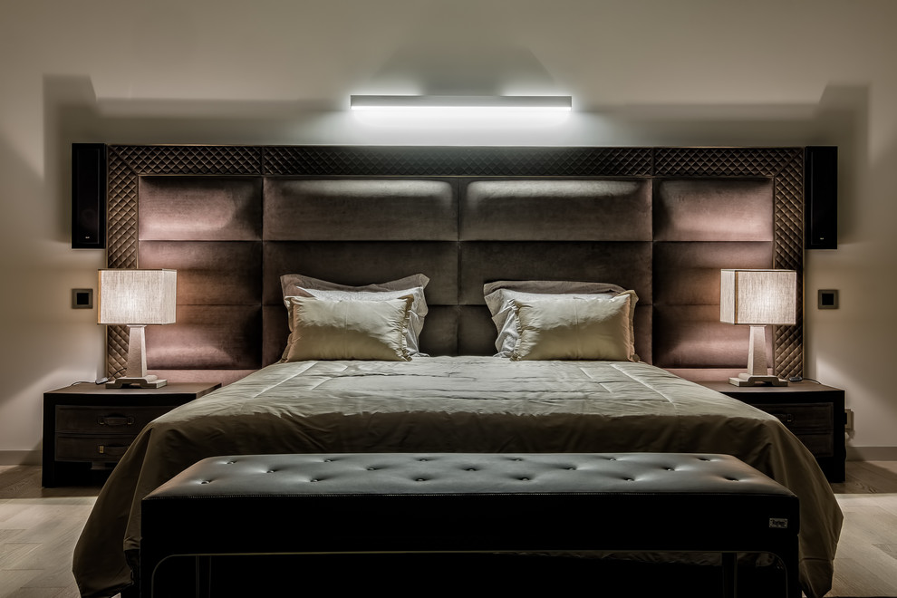Стильный дизайн: огромная спальня в современном стиле - последний тренд