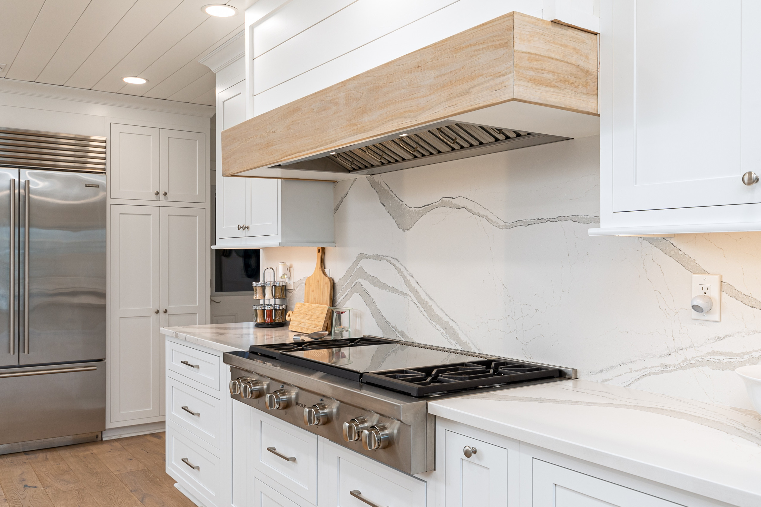 Gas Range with Custom Hood
