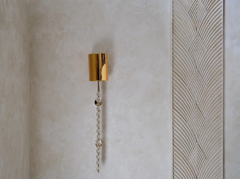 Декорирование гипсовых стеновых панно, панелей, пилястр и др.