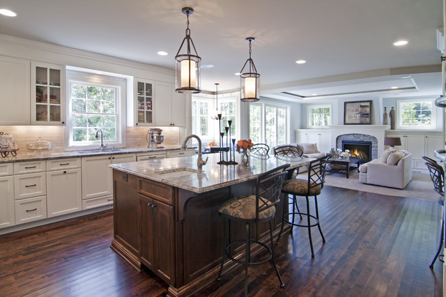 Kitchen traditional-kitchen