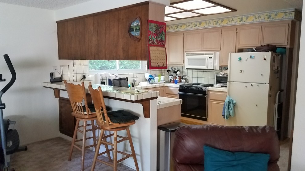 Carmichael, CA  Kitchen & Laundry Room