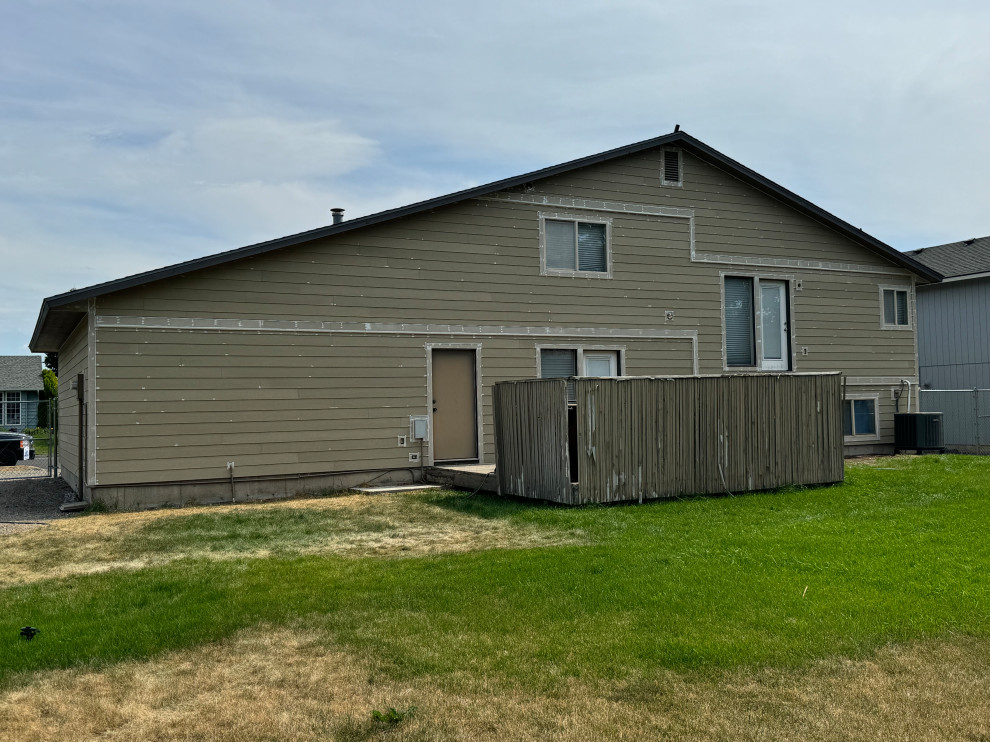 Siding, Paint & Deck