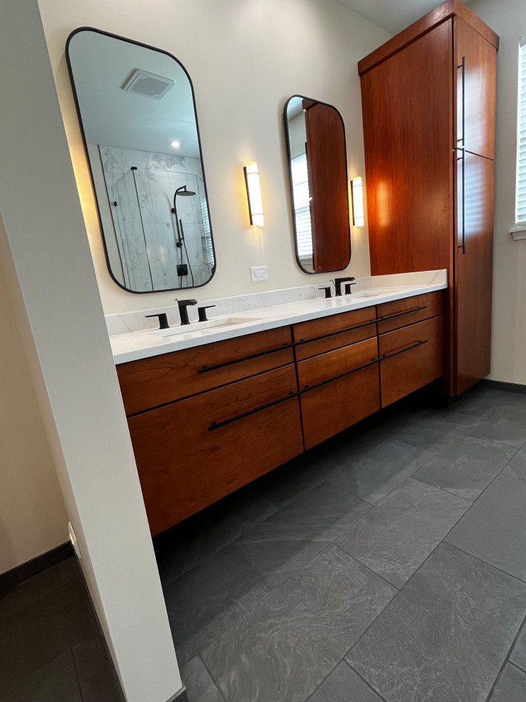 South Elgin Master Bathroom