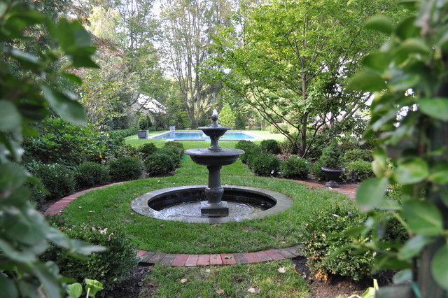 Devon, PA traditional-garden