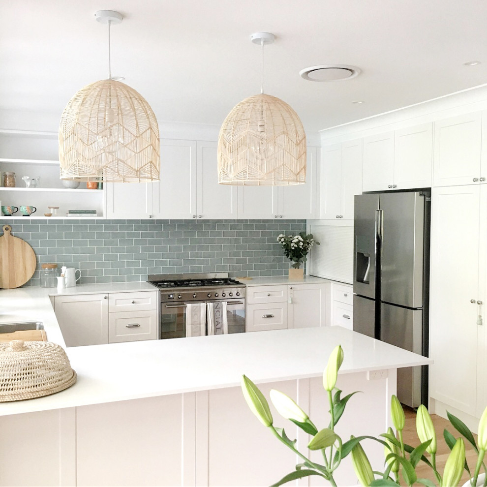 Design ideas for a scandinavian kitchen in Brisbane.