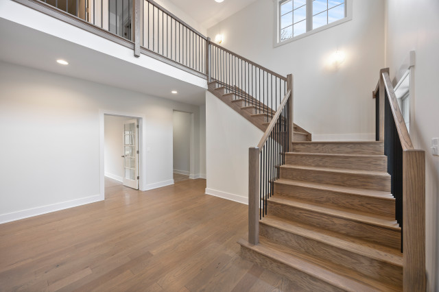 Transitional Addison I | Wheaton, IL fusion-staircase
