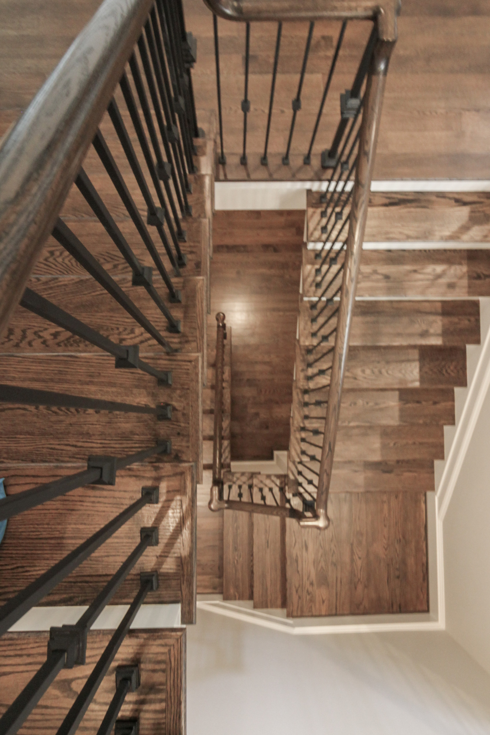 86_ Gorgeous Floating Curved Staircase, McLean VA 22066