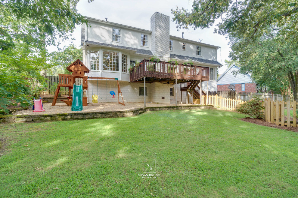 Inspiration for a transitional home design remodel in Birmingham
