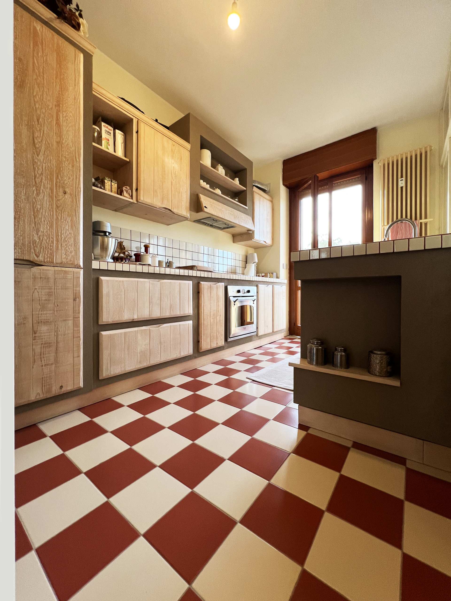 casa in toni pastello