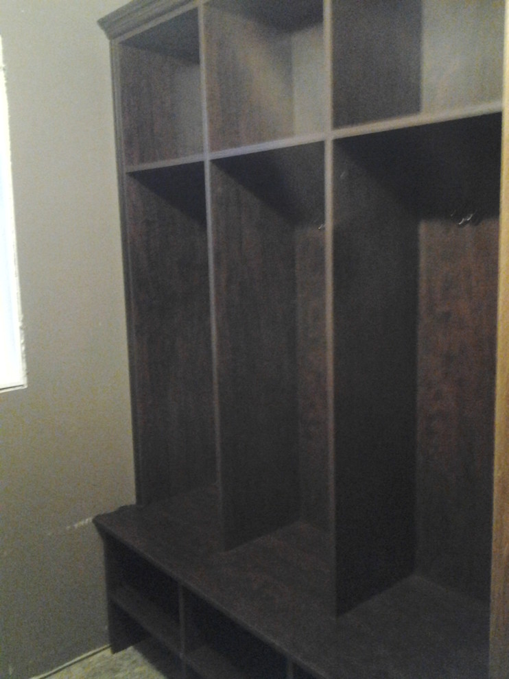 Entryway - contemporary entryway idea