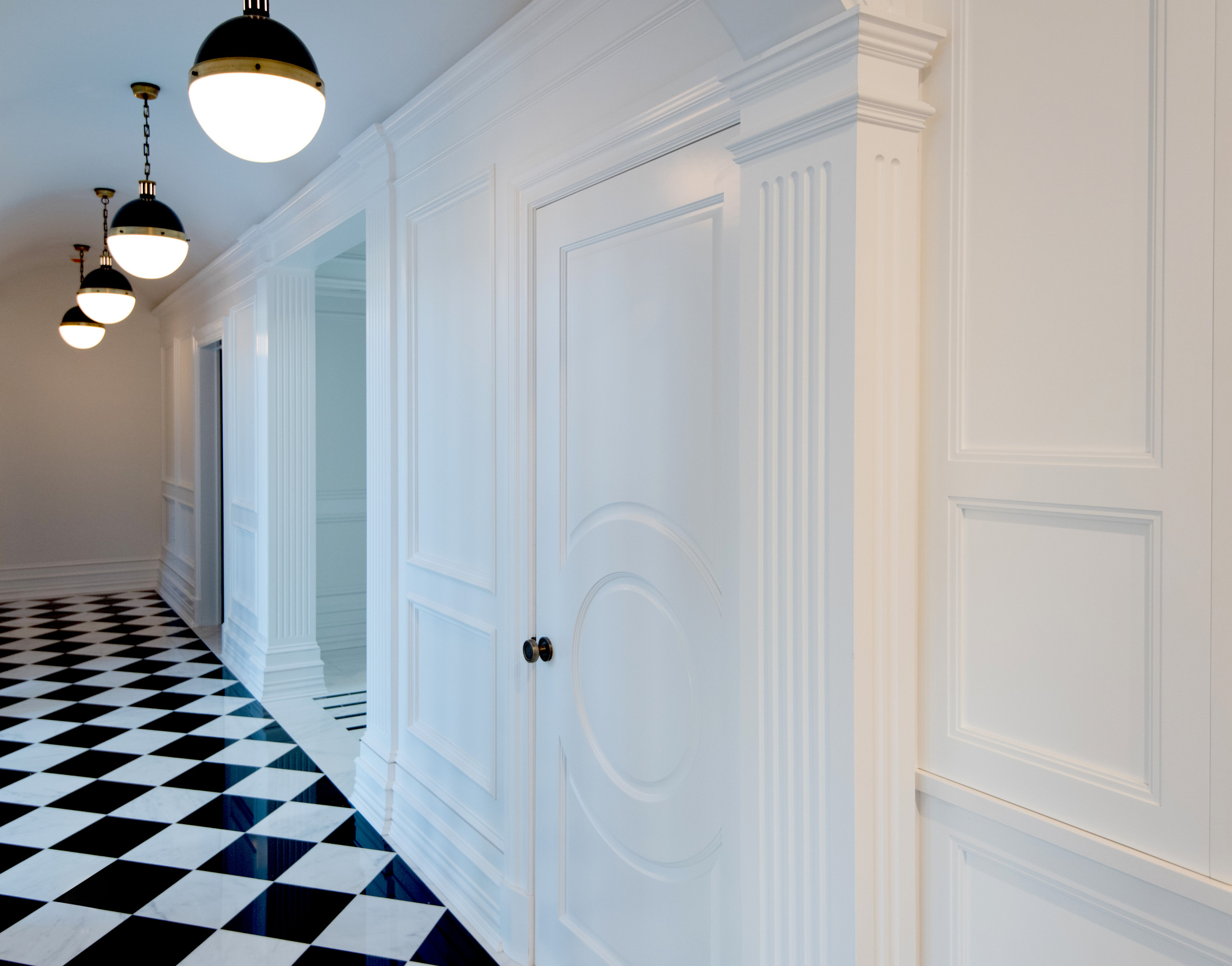 Long Island House - Hallway