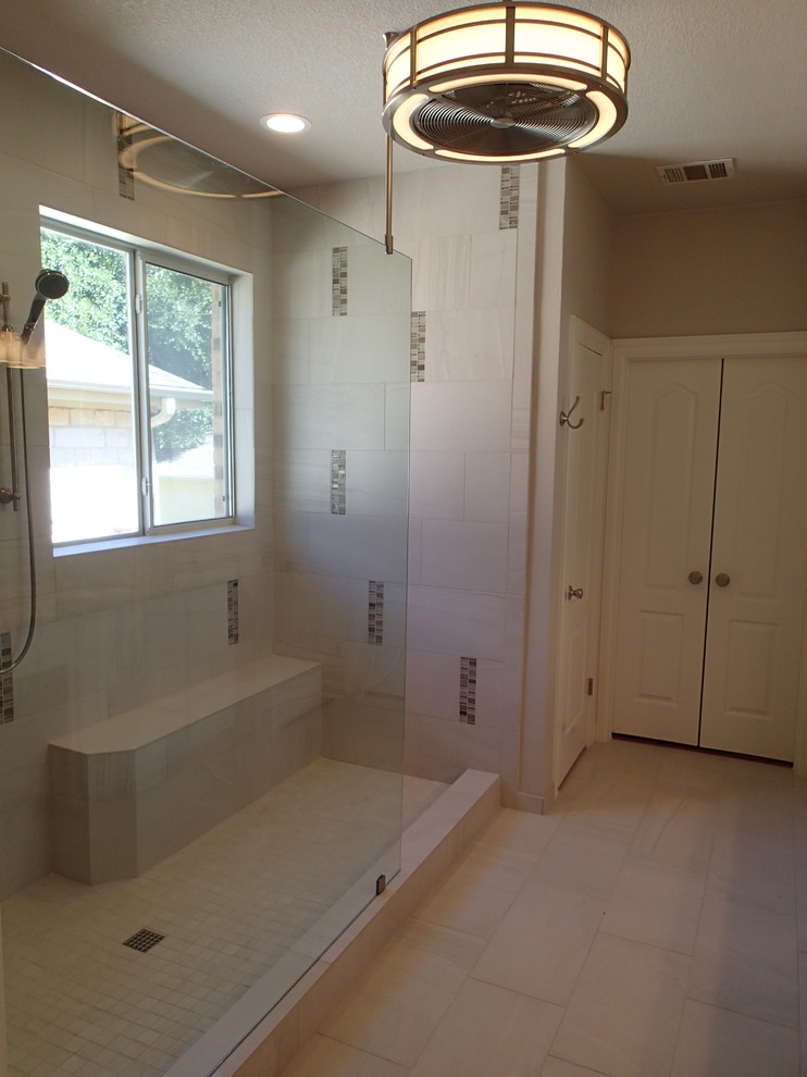 Mid-sized transitional master bathroom in Austin with grey walls.