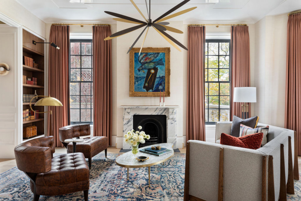 Burling - Transitional living room photo in Chicago