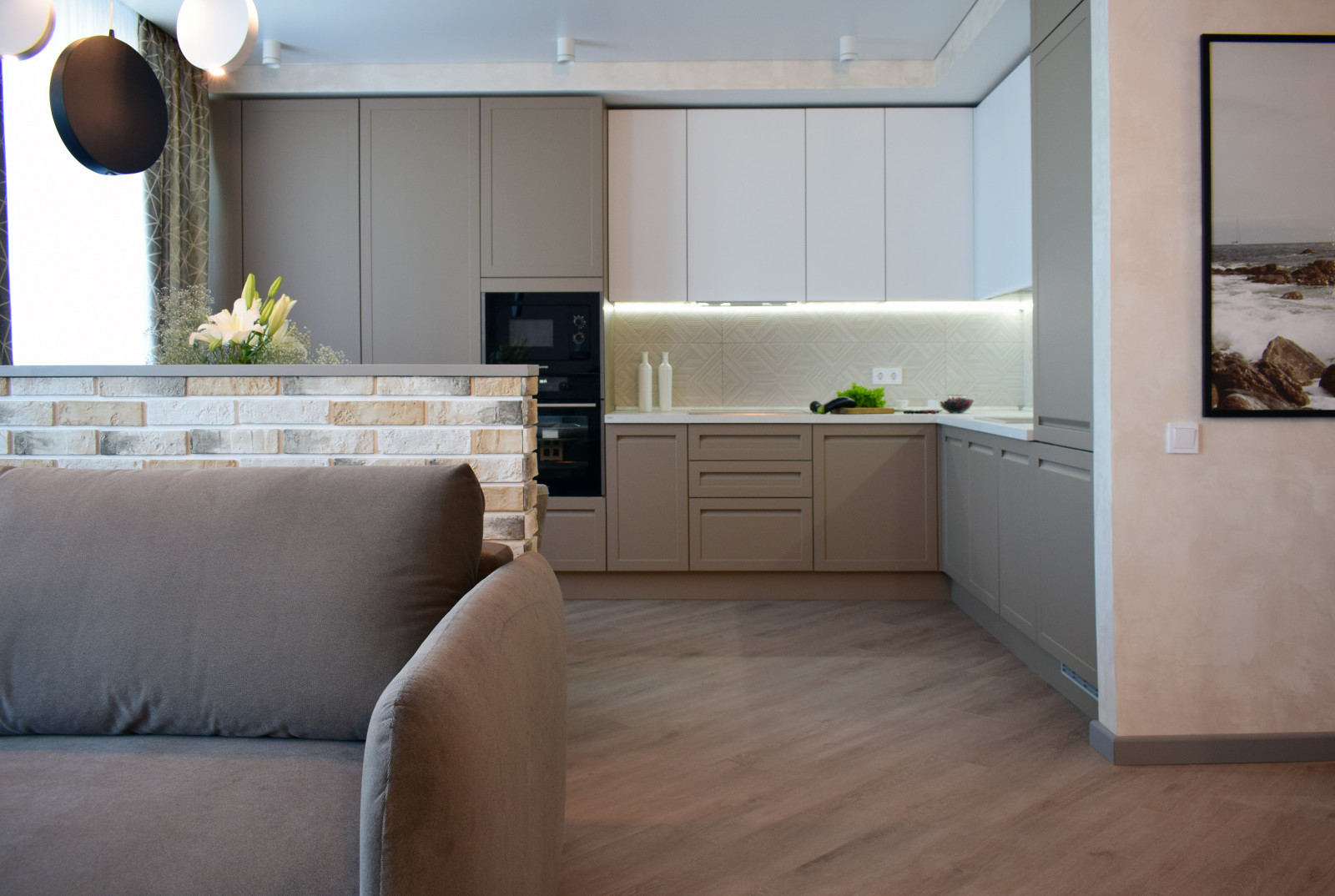 Элегантный бежевый