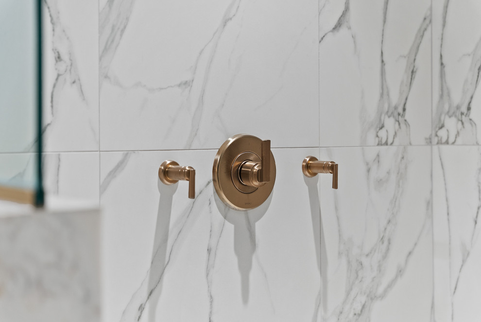 Classic Bathroom with a Walk-In Shower | Bathroom Renovation in Pittsburgh