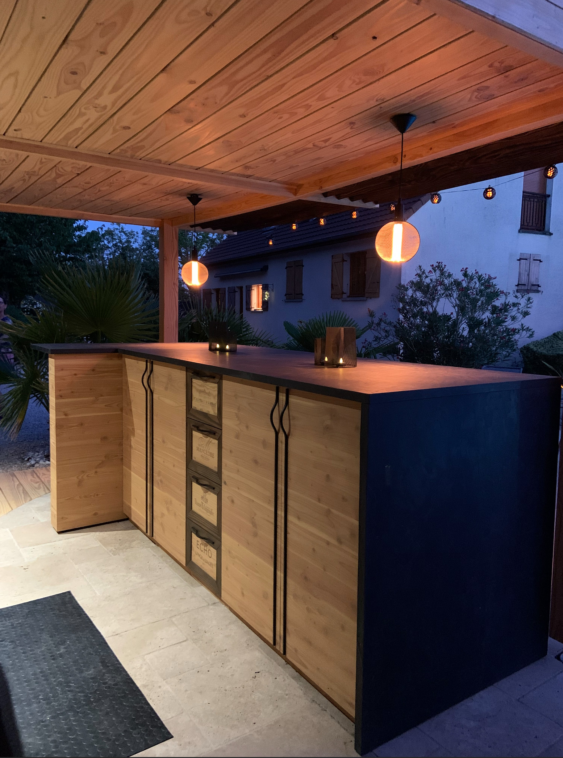 En cours - Design mobilier - Conception et réalisation d'une cuisine d'été
