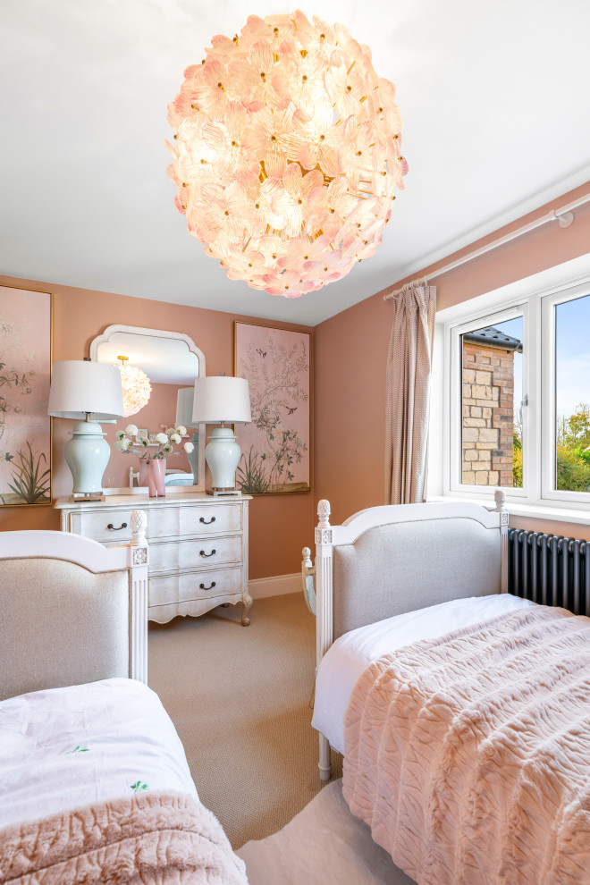 The Hawthorns - Pink Room