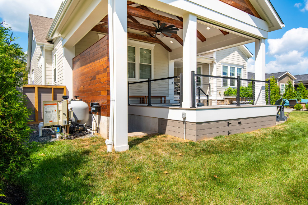 Example of a transitional home design design in DC Metro