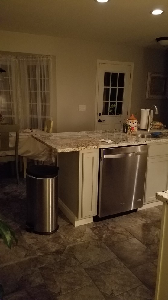 Mountain style kitchen photo in Miami