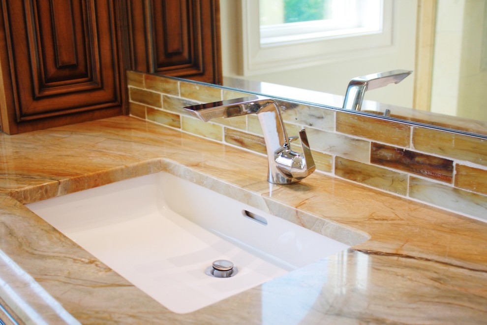 Home design - transitional home design idea