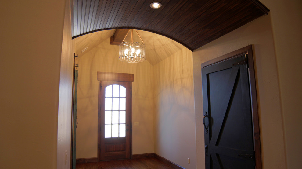 This is an example of a traditional entryway in Oklahoma City.