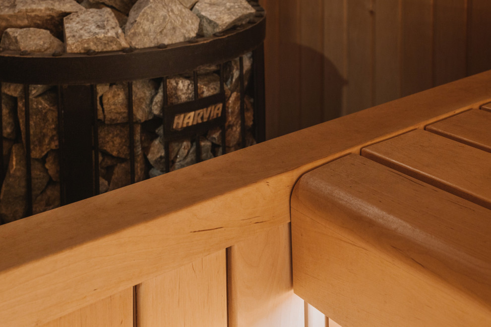 Печь – Harvia Legend.